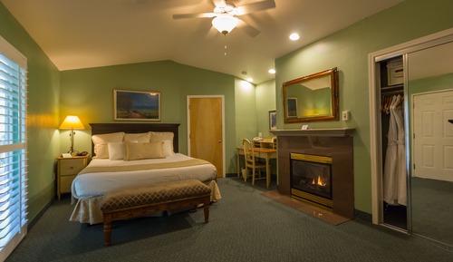 Zimmer, 1 King-Bett, Kamin (Guest)