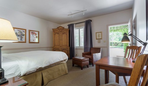 Accessible King Room