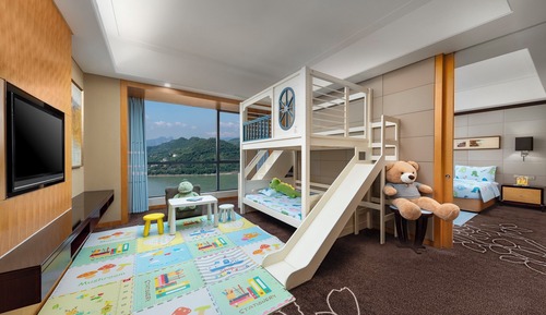 Familienzimmer, 2 Schlafzimmer (180 Degree Yangtze River View)