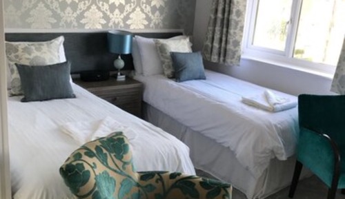 Familienzimmer (2 adults + 2 children)