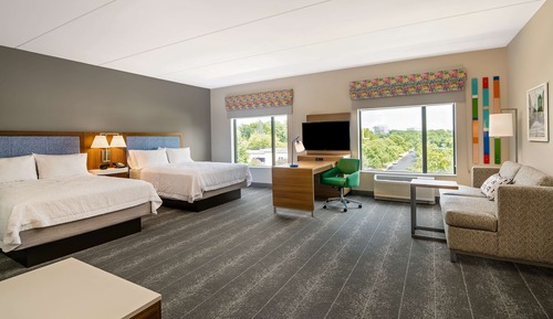 Suite, 2 Queen-Betten, barrierefrei, Nichtraucher (Mobility & Hearing, Roll-in Shower)