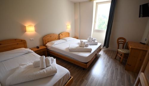 Basic-Dreibettzimmer