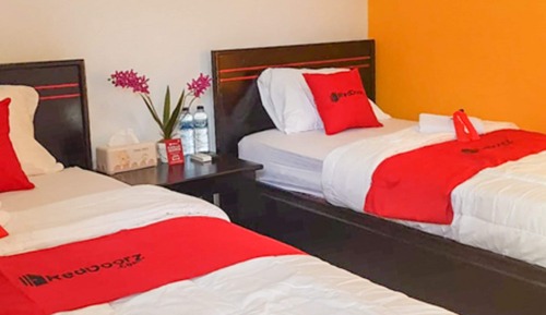 Zweibettzimmer (Reddoorz)