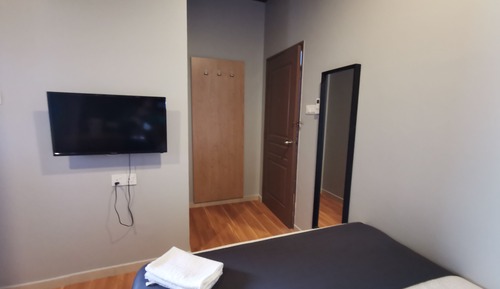 Economy-Doppelzimmer (Queen 502)