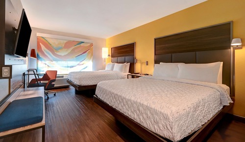 Zimmer, 2 Queen-Betten