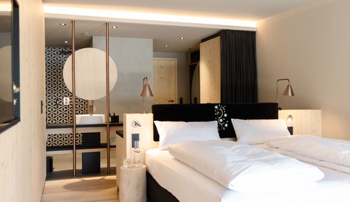 Doppelzimmer (2)