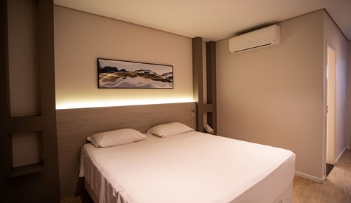 Standard-Doppel- oder -Zweibettzimmer