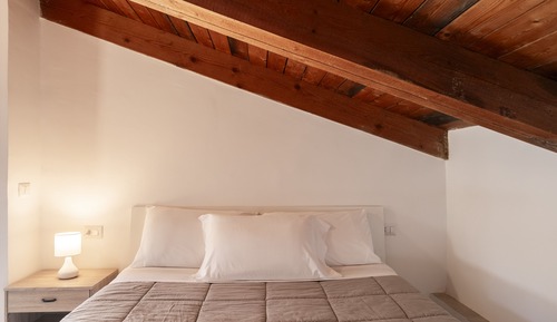 Economy-Doppelzimmer, Poolblick, Turm