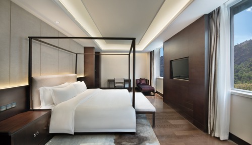 Suite, 2 Schlafzimmer (Living Dining Areas)