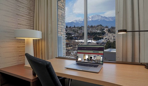Suite, 1 Doppelbett, Bergblick