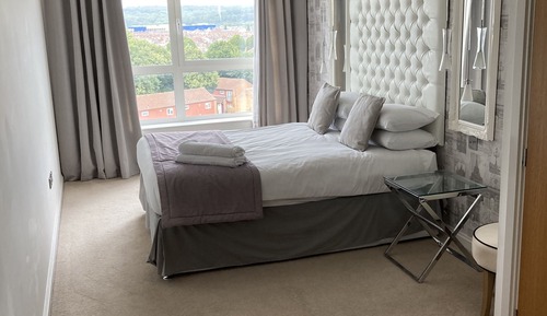 One Bedroom Apartment with Balcony