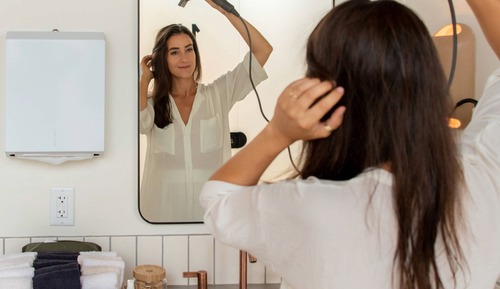 Modernized Vintage Airstream with Upscale Resort Amenities