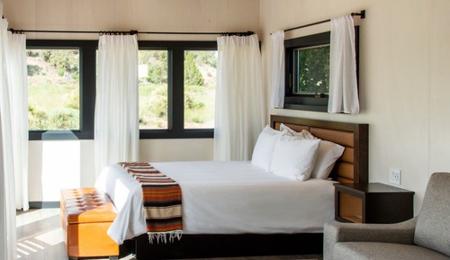 Private Deluxe Cabin with Upscale Resort Amenities