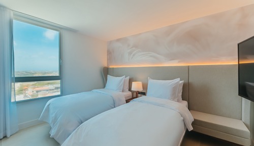 Suite, Nichtraucher, Poolblick (1 King Bed,  2 Single Beds)