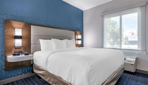 Suite, 1 King-Bett und Schlafsofa, barrierefrei, Nichtraucher