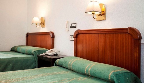 Zweibettzimmer, eigenes Bad