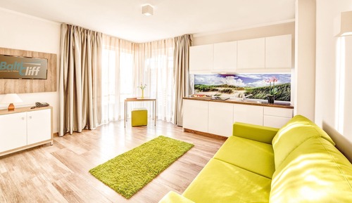 Junior-Apartment