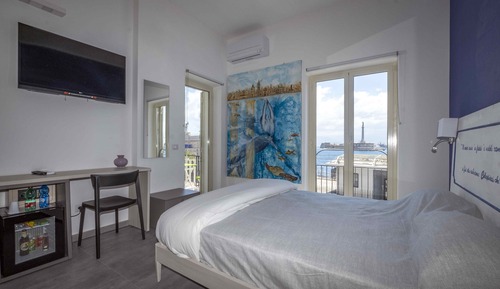 Suite, Whirlpool, Meerblick (Colapesce)