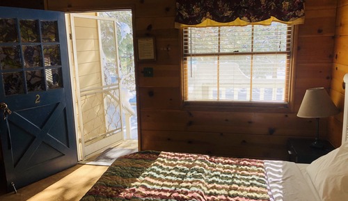 Traditional-Ferienhütte, 1 Queen-Bett, Küche, Bergblick