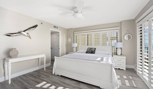 Apartment (Commodore 301 (3/3))