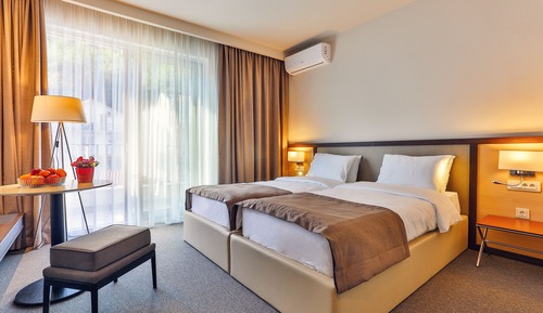 Economy-Doppel- oder -Zweibettzimmer