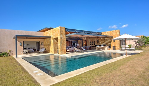 Zimmer, 5 Schlafzimmer, eigener Pool, Meerblick