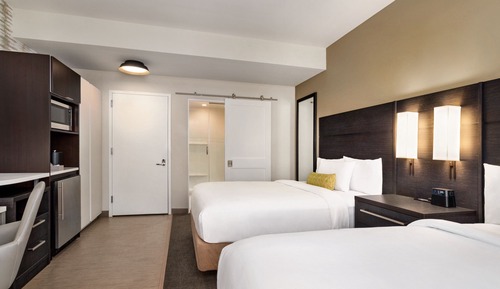 Zimmer, 2 Queen-Betten (Hearing Accessible)