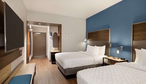 Zimmer, 2 Queen-Betten