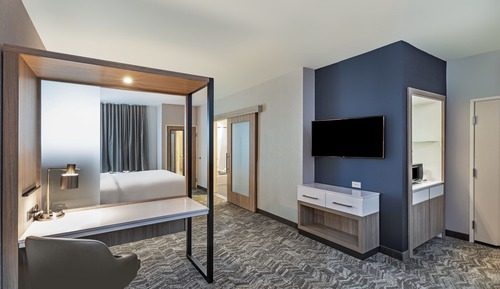 Suite, 1 King-Bett (Mobility/Hearing Accessible, Tub)