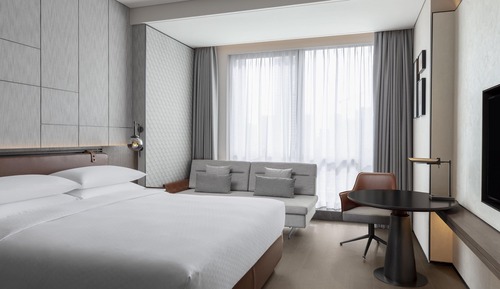 Superior-Zimmer, 1 King-Bett, Stadtblick
