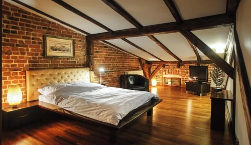 Classic-Apartment (attic)