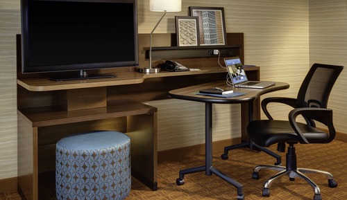 Zimmer, 1 King-Bett (Mobility/Hearing Access, Roll-In Shwr)