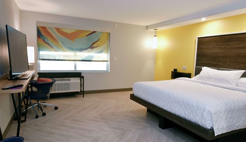 Zimmer, 1 King-Bett, barrierefrei (Roll-in Shower, Hearing)