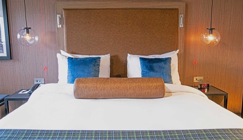 Accessible Room, 1 King Bed