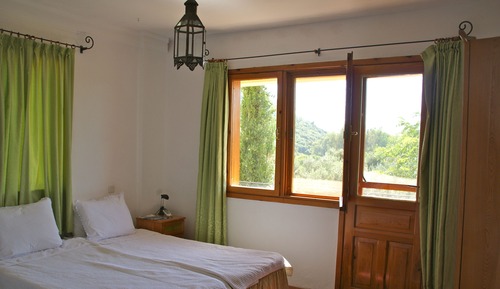 Standard-Doppel- oder -Zweibettzimmer