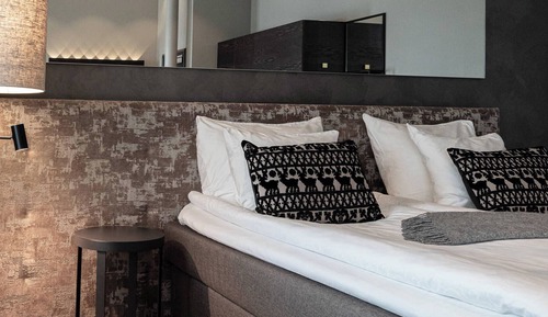 Arctic Penthouse Junior Suite