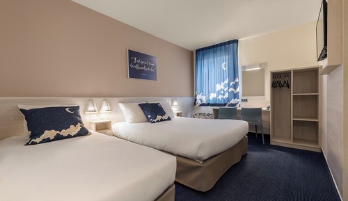 Familien-Vierbettzimmer