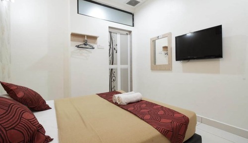 Deluxe Queen Room, No Window