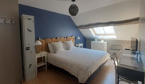 Comfort-Doppel- oder -Zweibettzimmer, Stadtblick