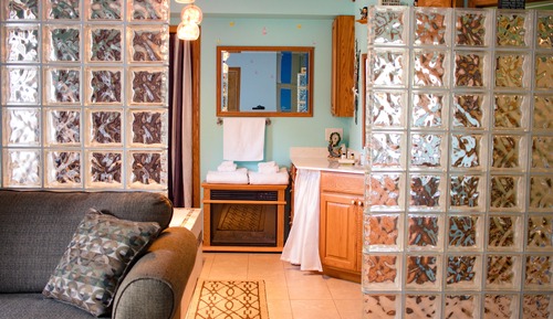 Paradise Suite, Jetted Tub, Valley View