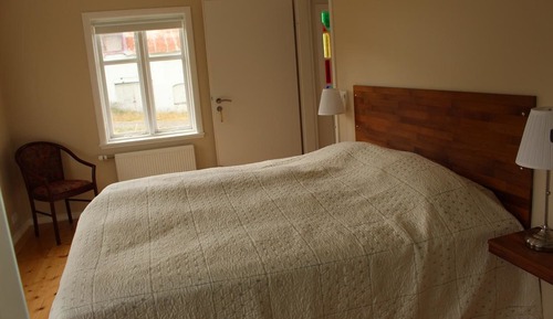 Doppel- oder Zweibettzimmer, barrierefrei, eigenes Bad