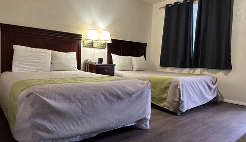 Economy-Zimmer, 2 Doppelbetten