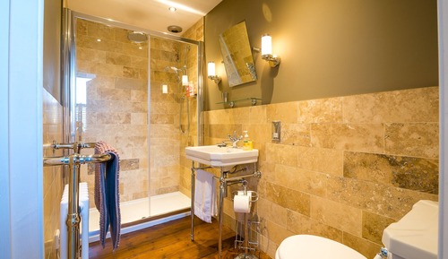 Doppelzimmer (The Sandringham)