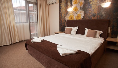 Classic-Doppelzimmer, 1 King-Bett, Nichtraucher, Balkon