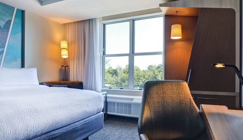 Zimmer, 1 King-Bett, Nichtraucher (Mobility Accessible, Tub)