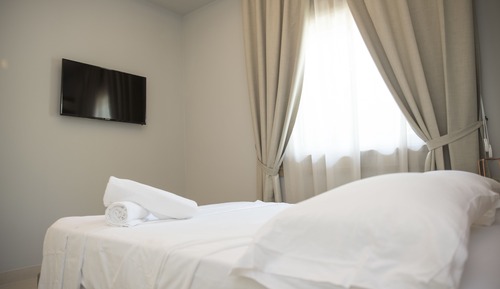 Junior-Suite, mit Bad, Gartenblick