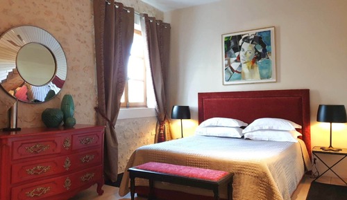 Comfort-Suite, eigenes Bad (Scarlet)