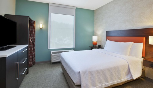 Suite, 1 Queen-Bett, barrierefrei, Badewanne