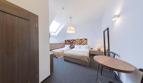 Standard-Dreibettzimmer (Stable)