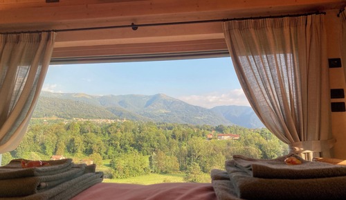 Panoramic-Chalet